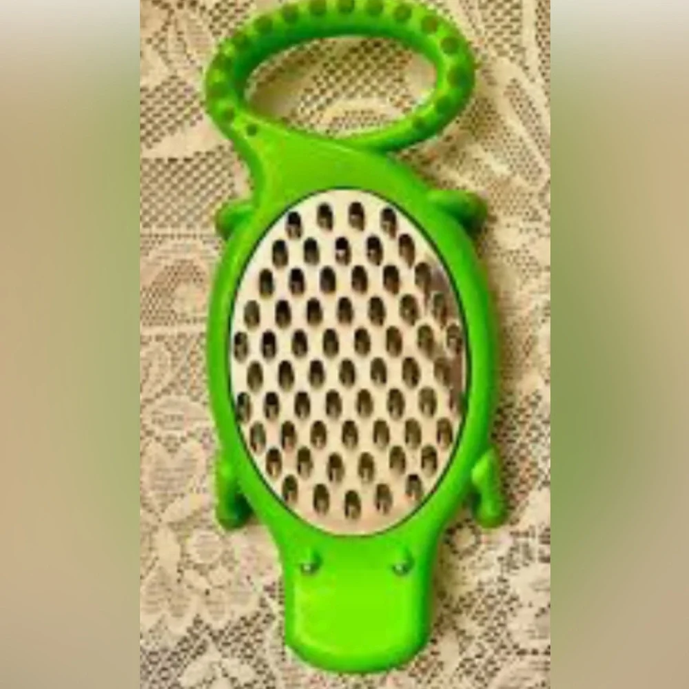 Vintage Alligator Cheese Grater New NWOT